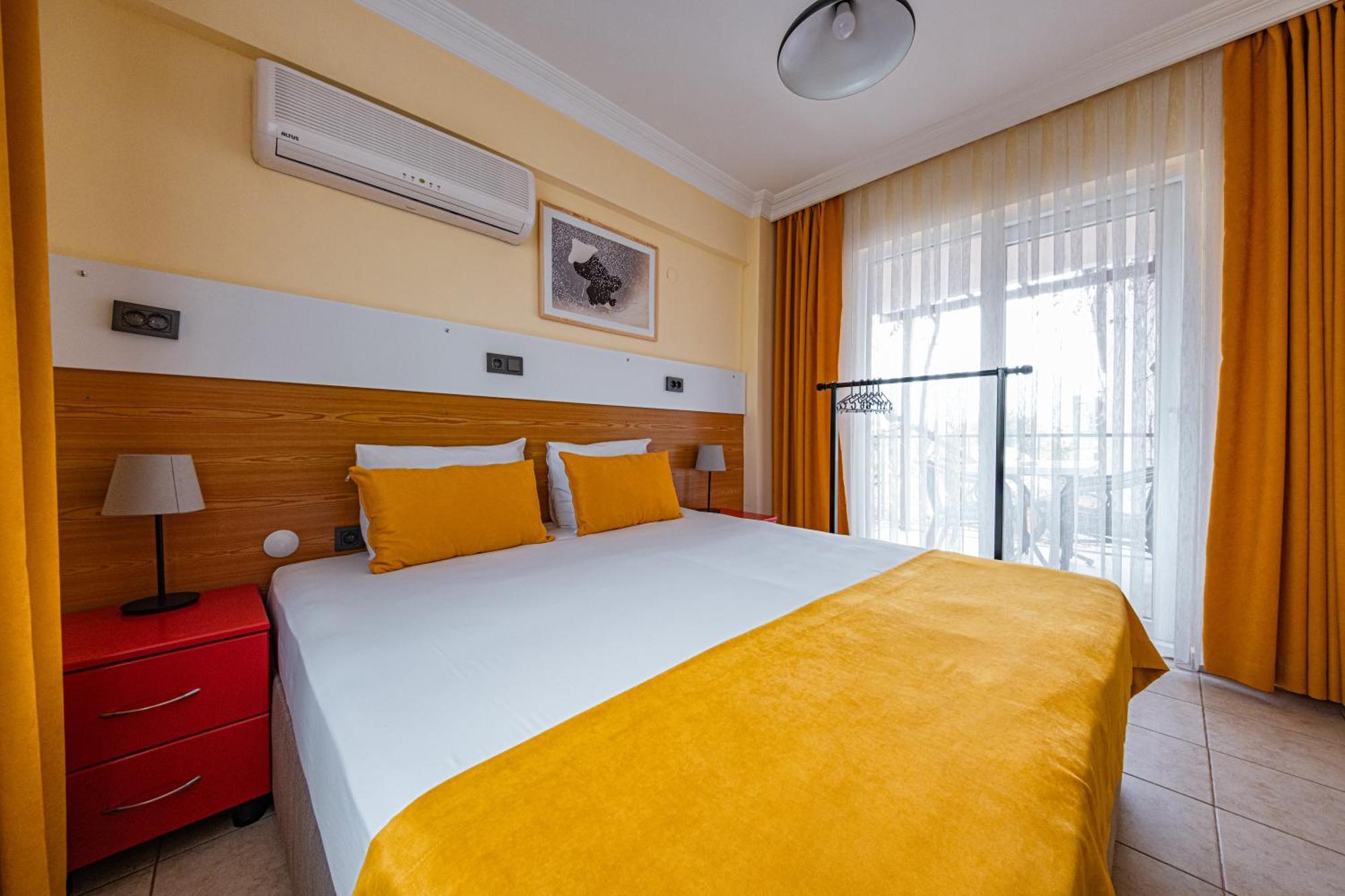 Ten Apart Hotel Фетие Екстериор снимка