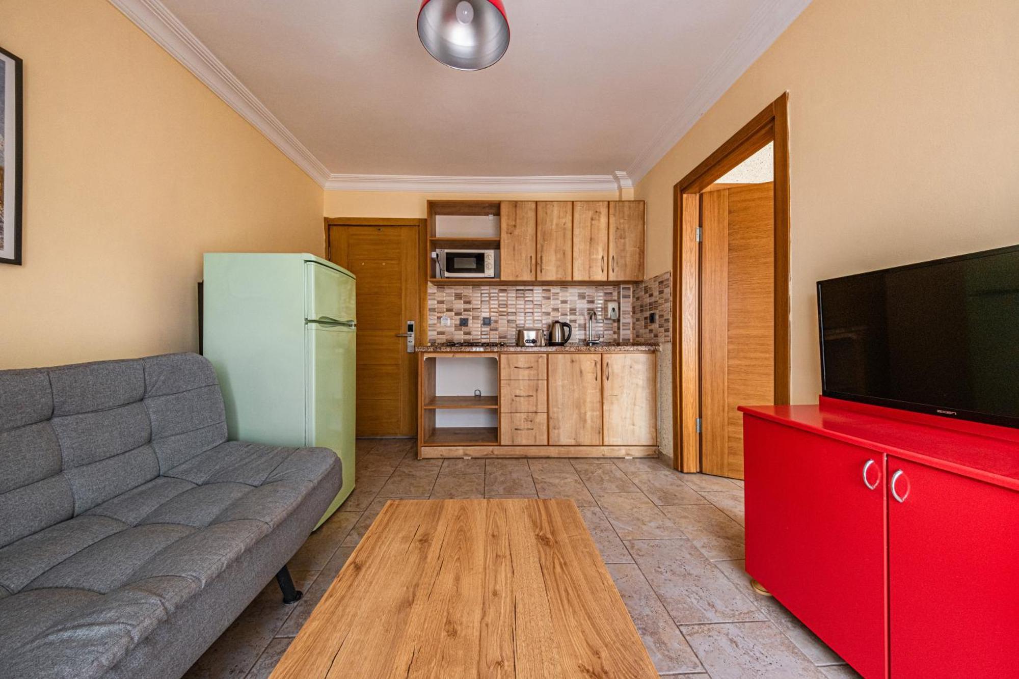 Ten Apart Hotel Фетие Екстериор снимка